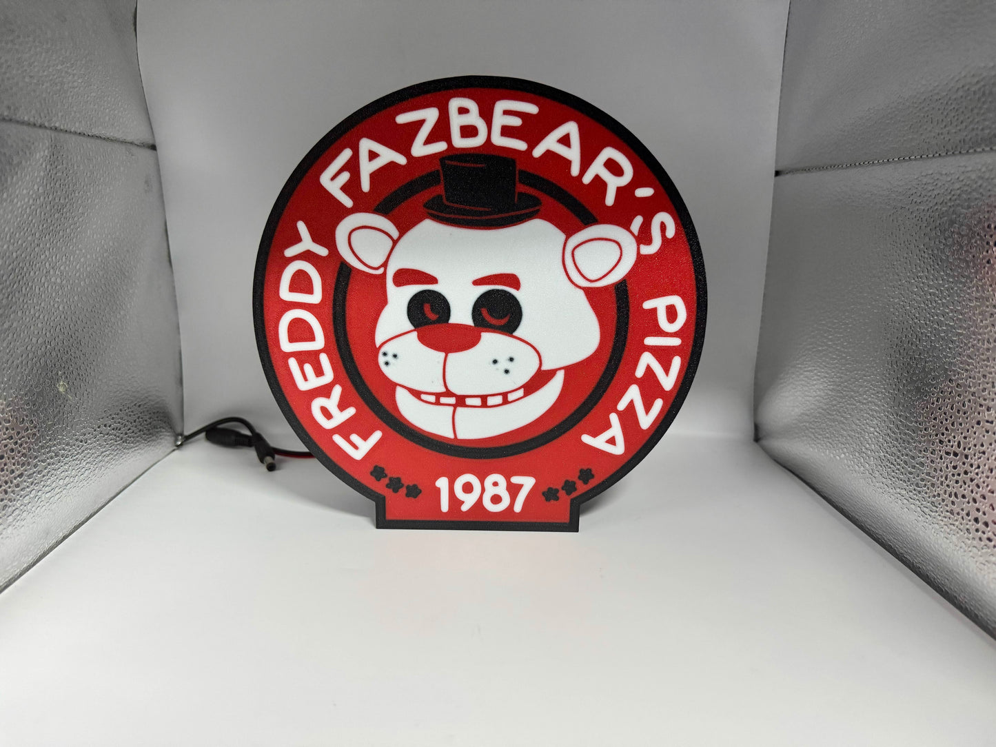 3D Printed Freddy Fazbear's Pizza Lightbox